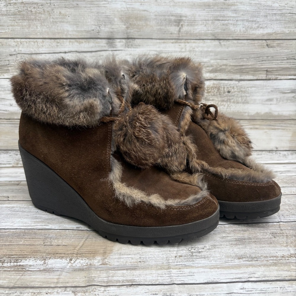 Coach Kataya Wedge Boots 8B Brown Suede Rabbit Fur Trim Pom Pom Made in Italy